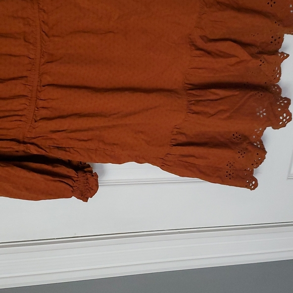 Universal Threads Dress - Picture 3 of 5